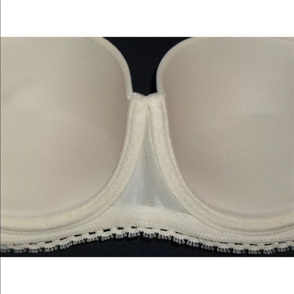 Bra 34/c great addition to open shoulder tops - Picture 3 of 4